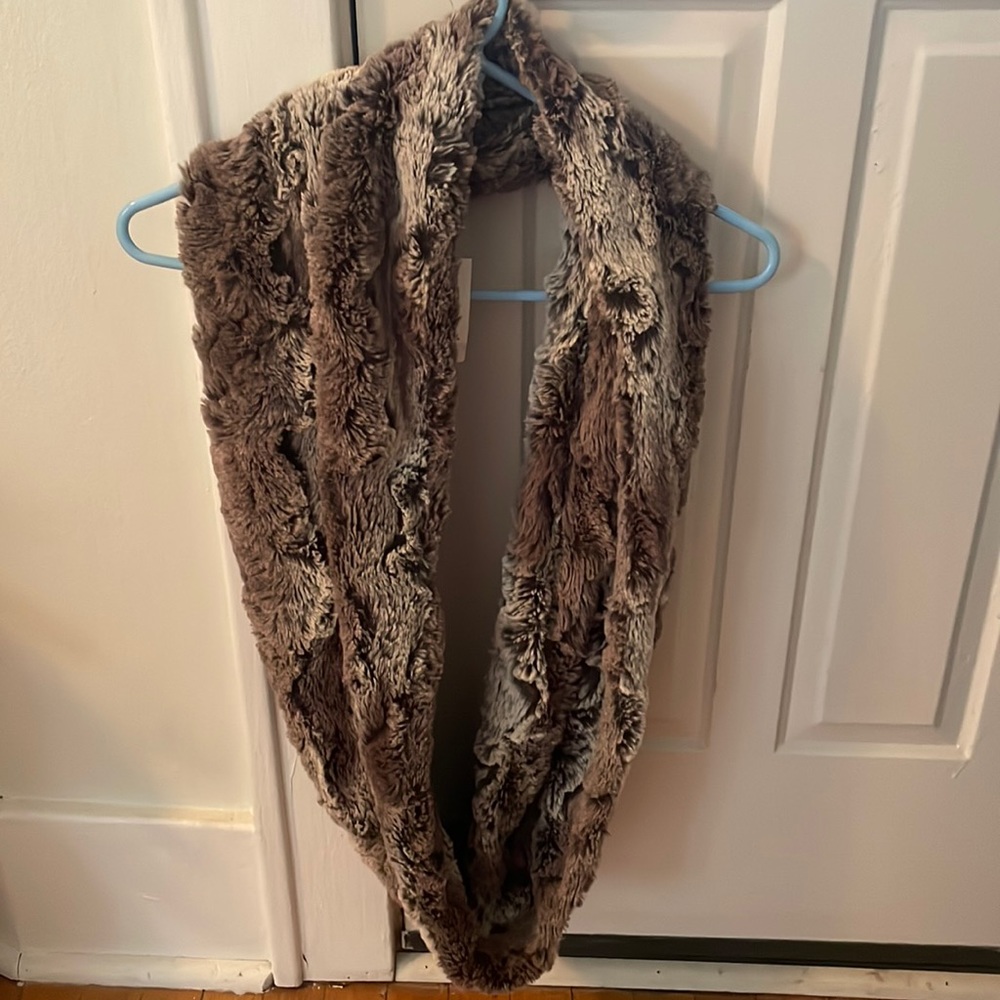 Loft faux fur infinity scarf